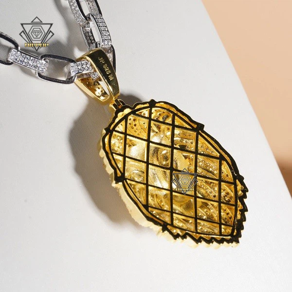 Custom Silver Pendant moissanite